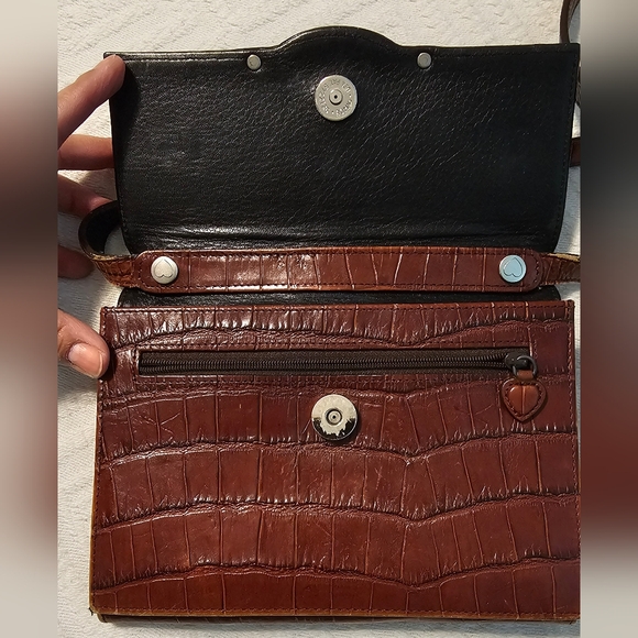 Brighton Pebbled black & Brown Croc Embossed Leather Travel Crossbody EUC - Picture 8 of 16